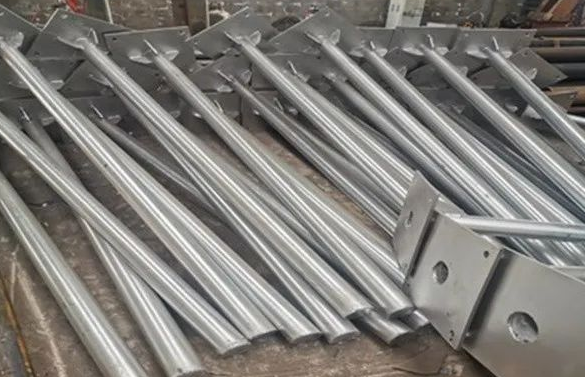 ��ͨ��־�����п